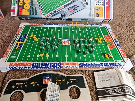 Vintage Tudor NFL Electric Football DENVER BRONCOS Team 